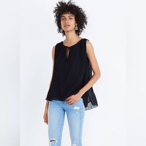 Brand new with tags women’s Madewell black ruffle top